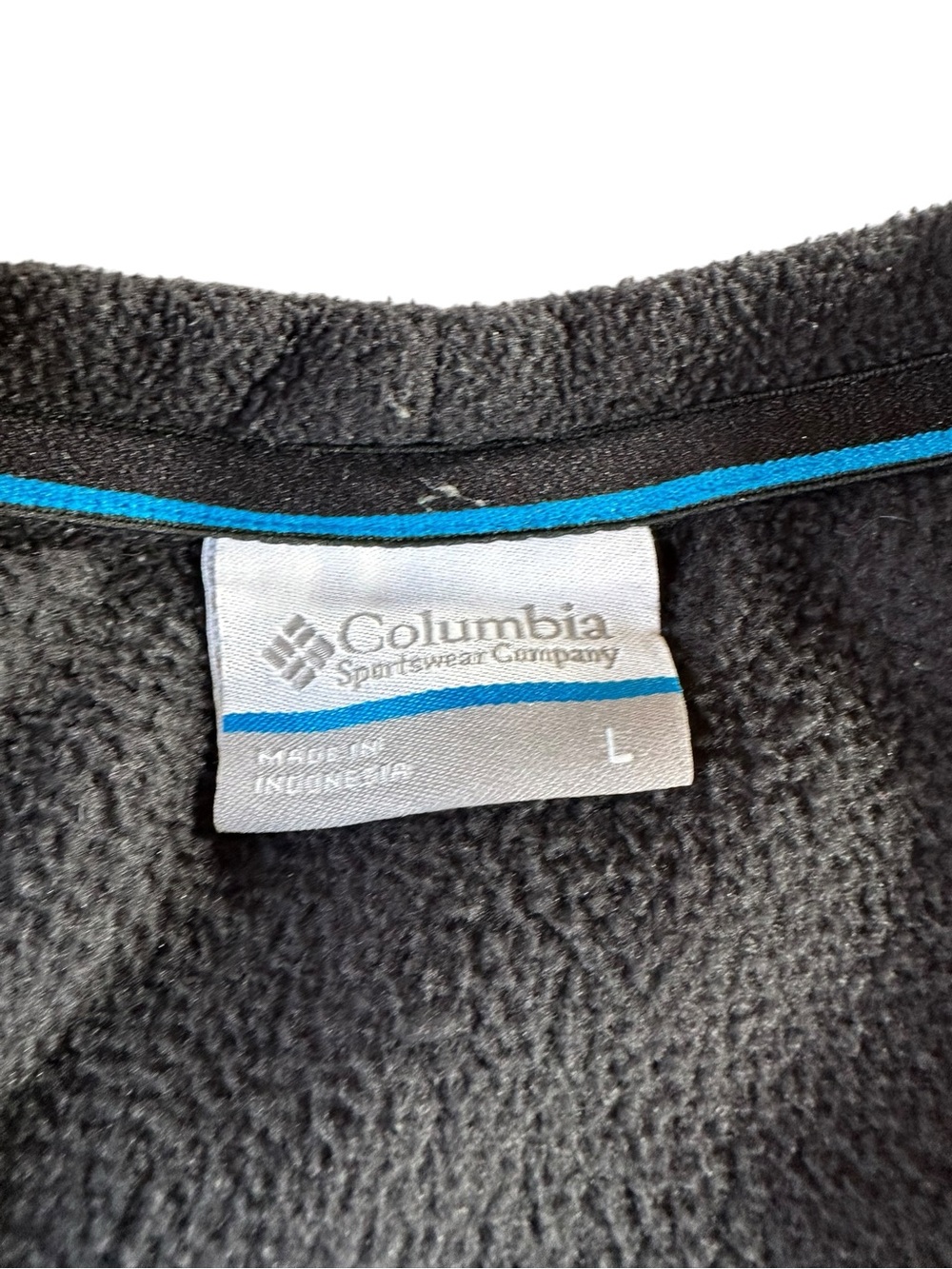Columbia Men’s Black Fleece Crewneck with Gray Shoulder & Side Panels Large - Picture 2 of 11